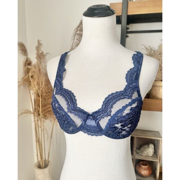 Vintage Delicates Size 34B Navy Blue Lace Bra - Picture 2 of 6